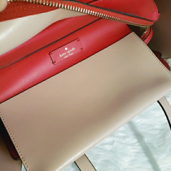KATE SPADE Magnolia Street Double Pocket Zip Tote - Picture 16 of 16